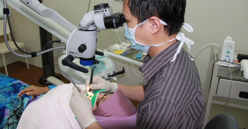 Microscopic-Dentistry